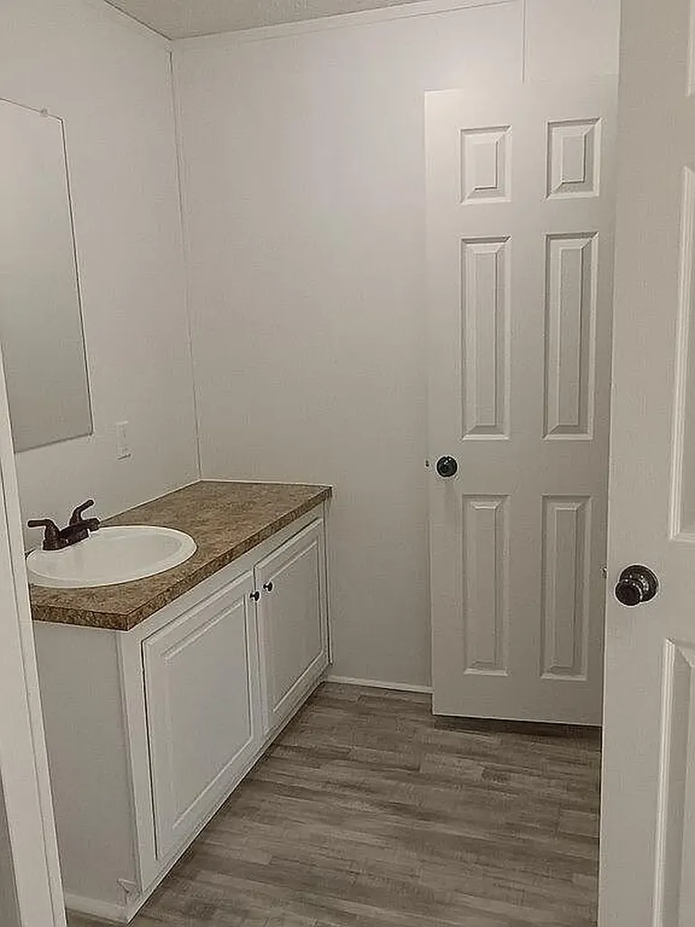 411 S Grover Avenue Alma City MI 48801