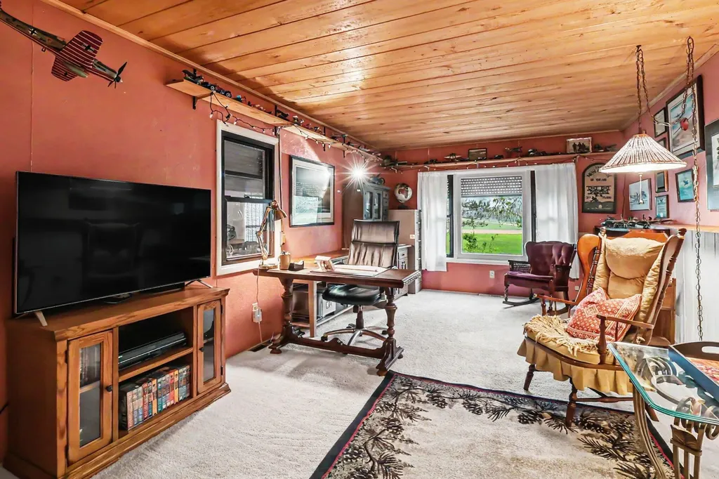5739 Benzie Highway Benzonia Township MI 49616