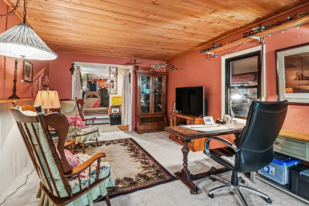 5739 Benzie Highway Benzonia Township MI 49616