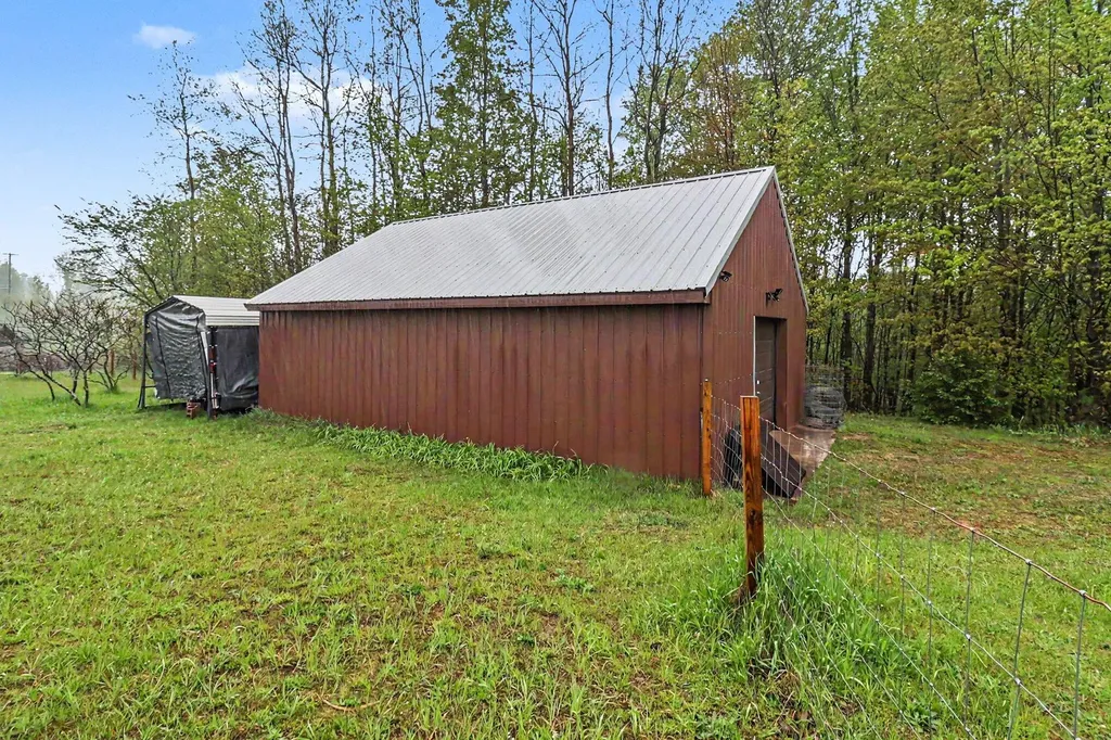 5739 Benzie Highway Benzonia Township MI 49616