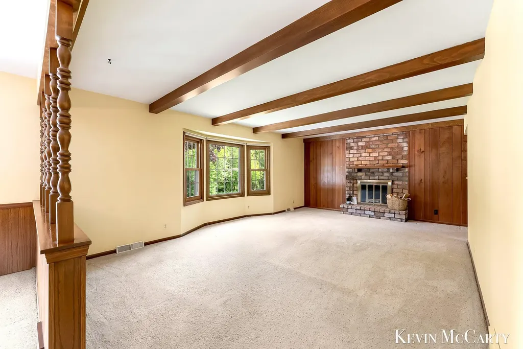 1746 Edgewood Avenue SE Grand Rapids City MI 49506