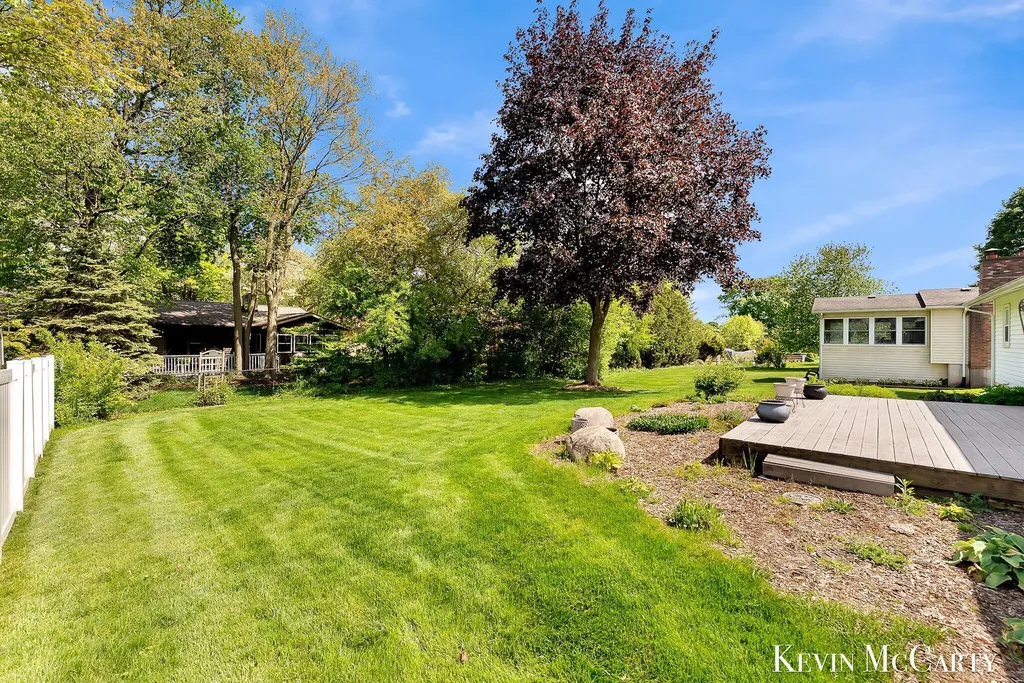 1746 Edgewood Avenue SE Grand Rapids City MI 49506