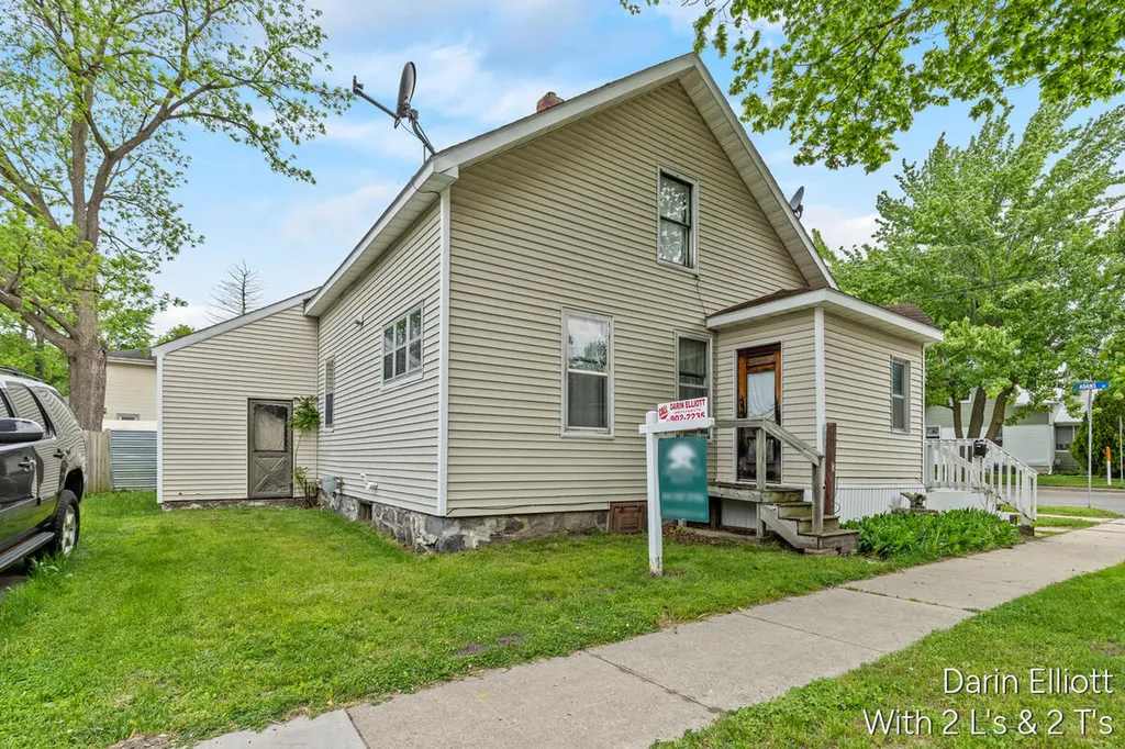 201 S Jefferson Street Ionia City MI 48846