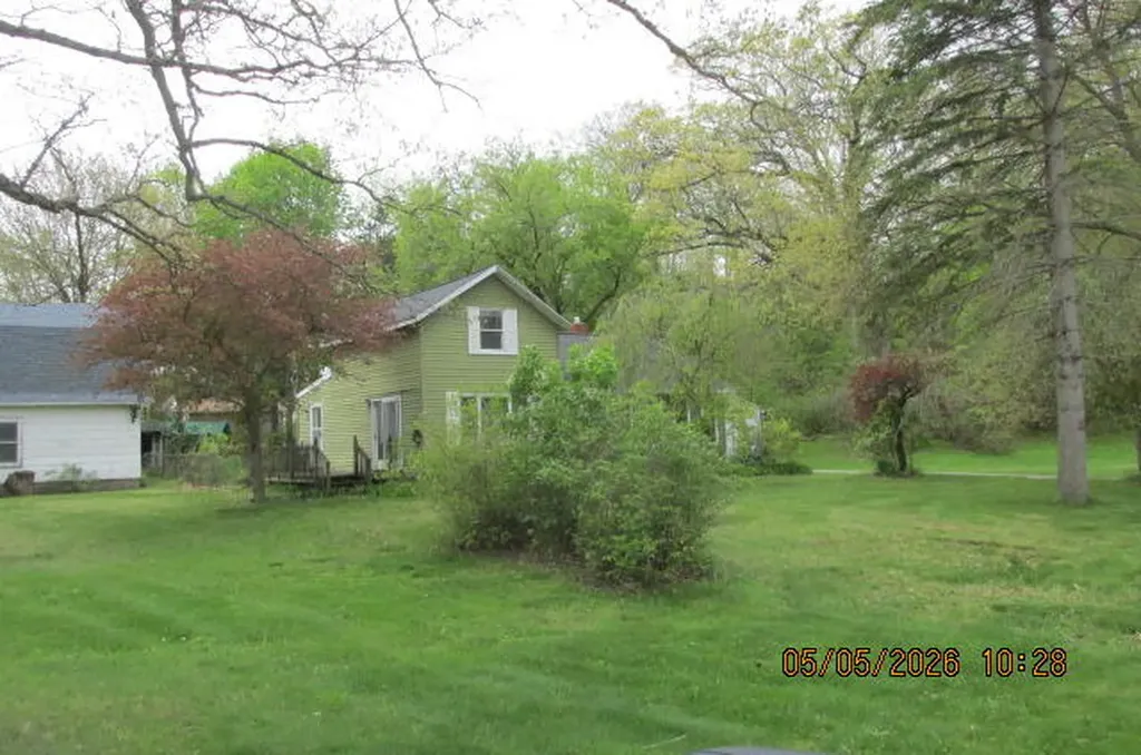 207 Cherry Street Allegan City MI 49010