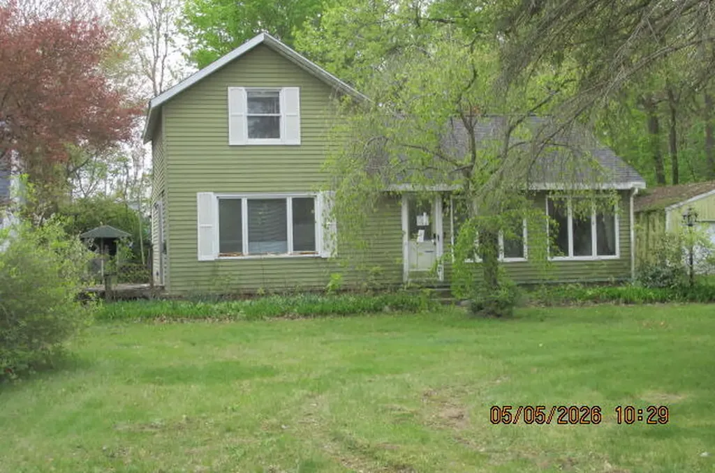 207 Cherry Street Allegan City MI 49010