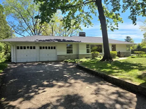 4029 Lakeside Drive Kalamazoo Charter Township MI 49008