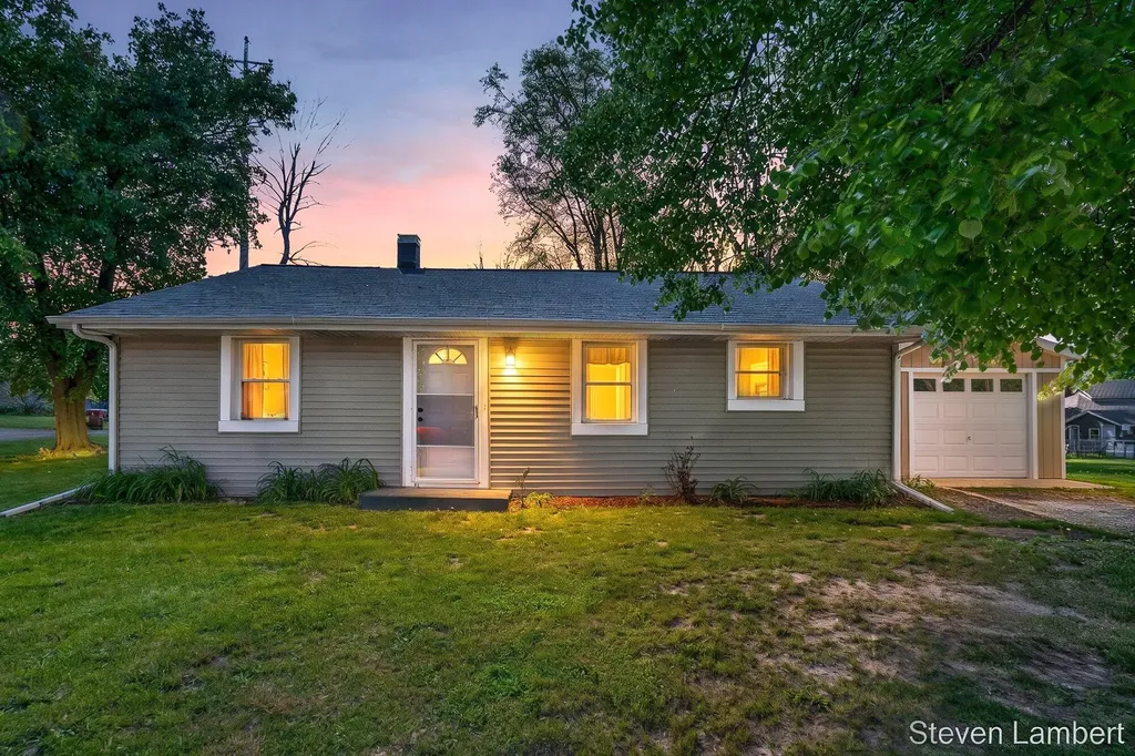 1028 S Hayes Street Hastings City MI 49058
