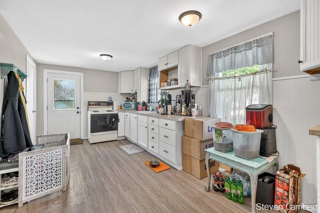 1028 S Hayes Street Hastings City MI 49058