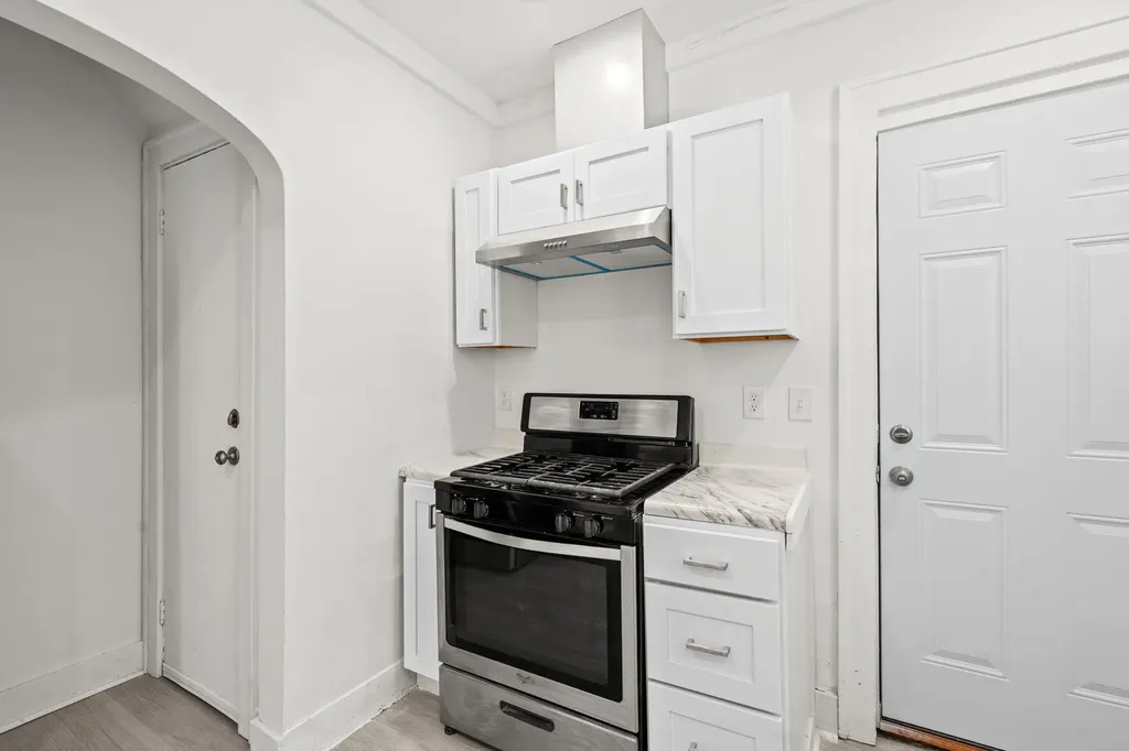 1568 Forrest Avenue NE Grand Rapids City MI 49505