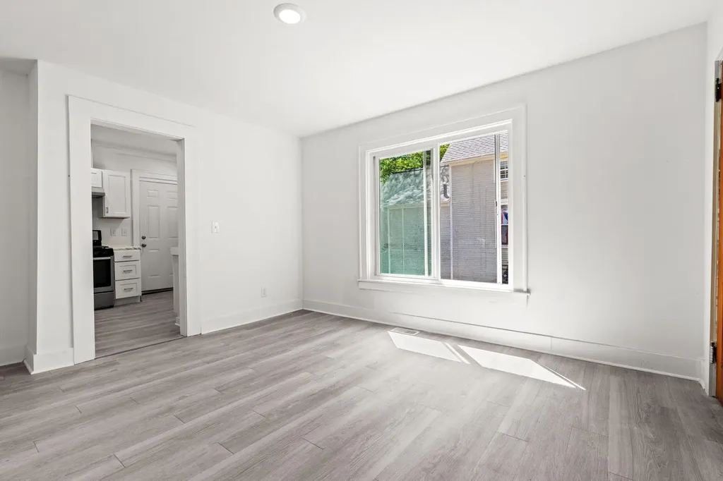 1568 Forrest Avenue NE Grand Rapids City MI 49505