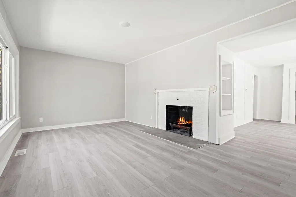 1568 Forrest Avenue NE Grand Rapids City MI 49505