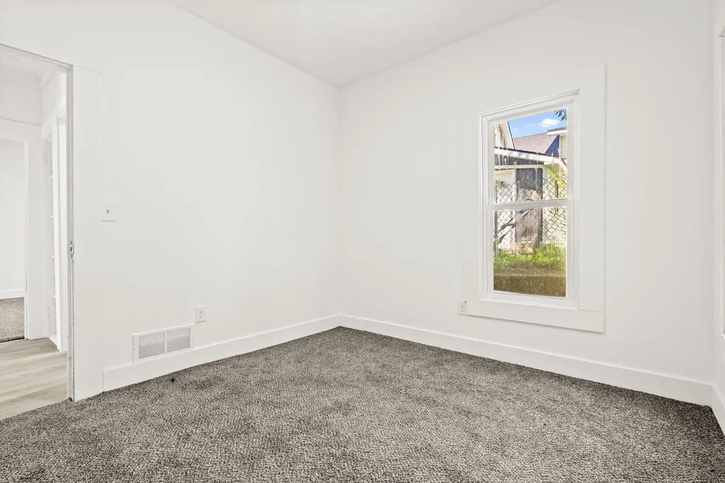 1568 Forrest Avenue NE Grand Rapids City MI 49505