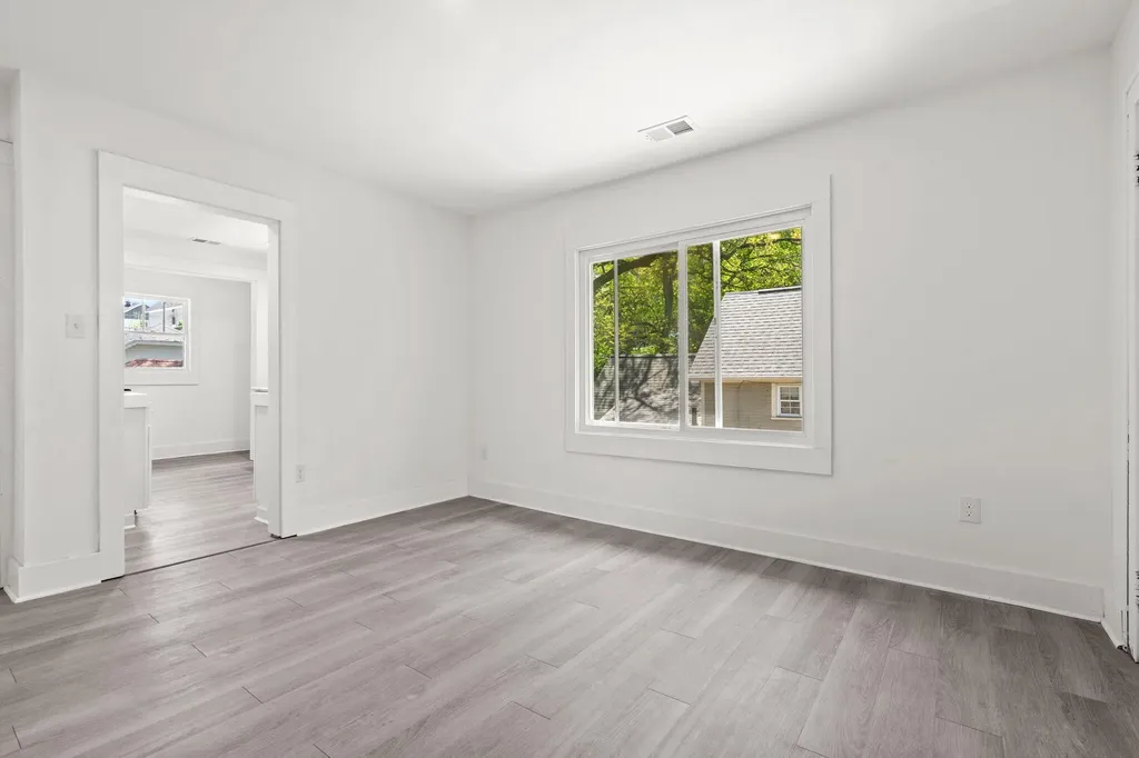 1568 Forrest Avenue NE Grand Rapids City MI 49505