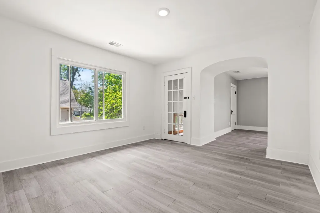 1568 Forrest Avenue NE Grand Rapids City MI 49505