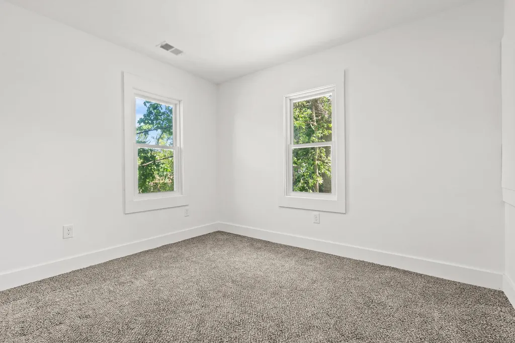1568 Forrest Avenue NE Grand Rapids City MI 49505