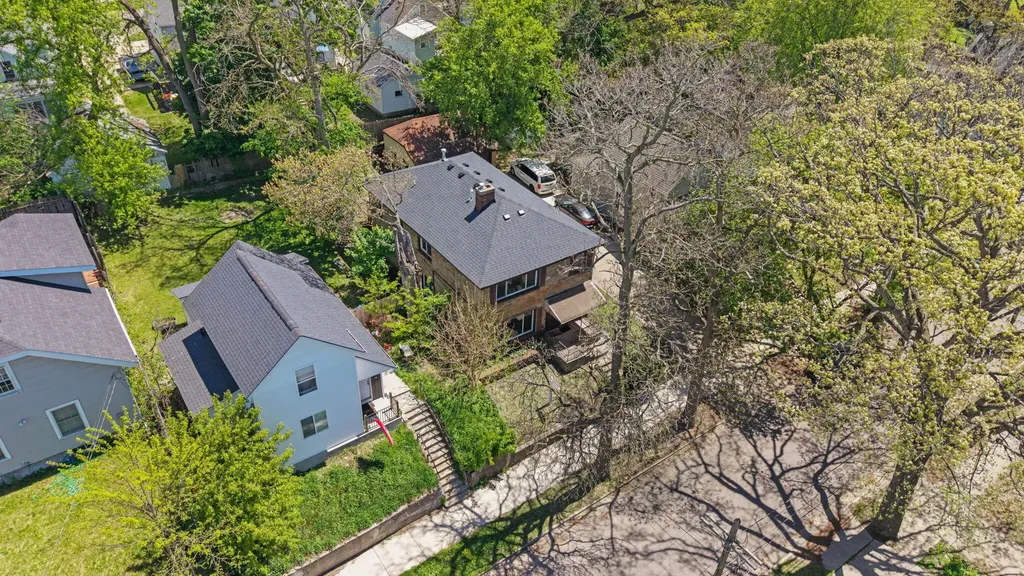 1568 Forrest Avenue NE Grand Rapids City MI 49505