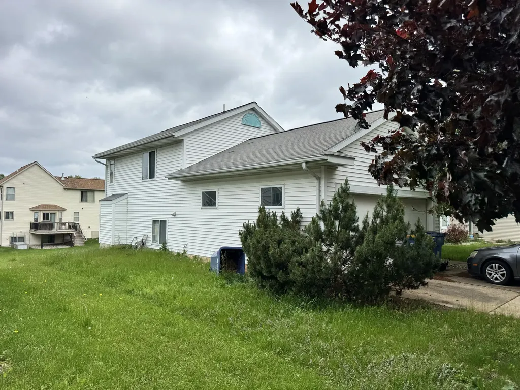 1709 Waldorn Avenue NE Grand Rapids City MI 49505