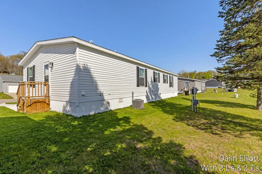 1133 Yeomans Street Easton Township MI 48846