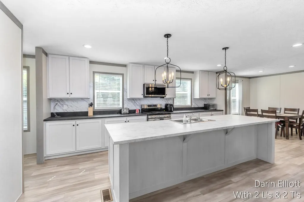1133 Yeomans Street Easton Township MI 48846