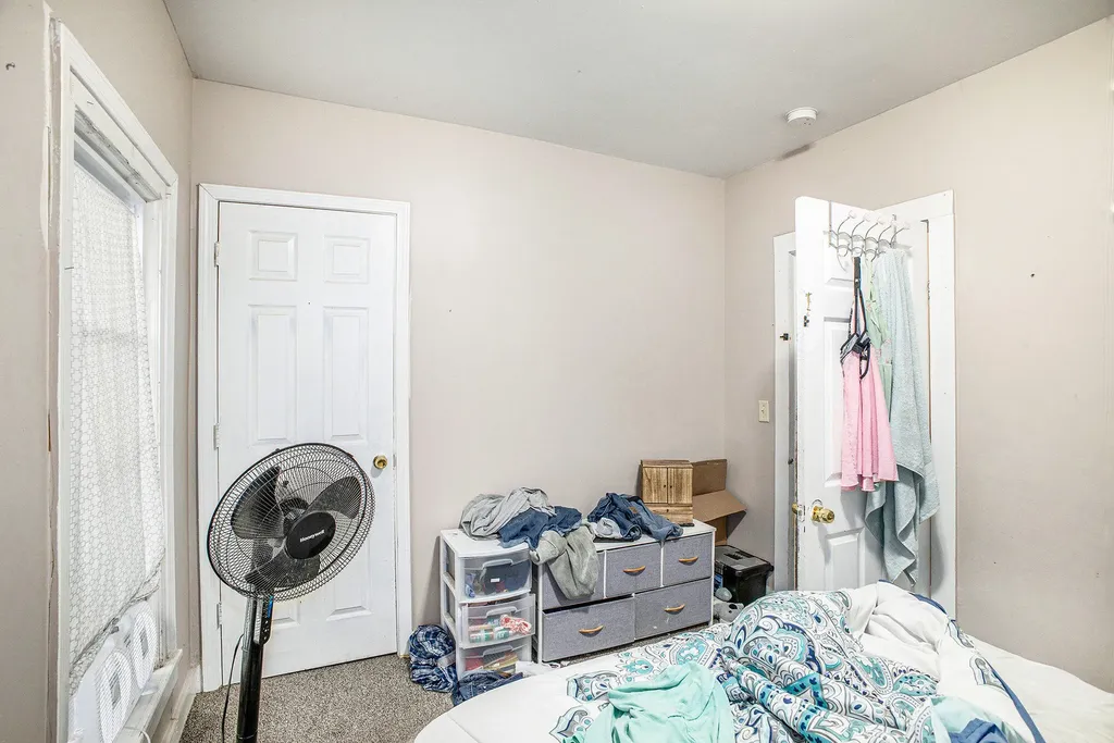 831 Vine Street Lansing City MI 48912