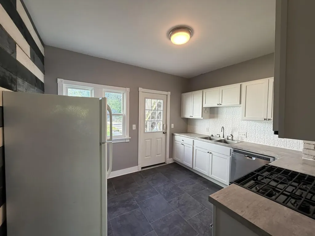 232 Spencer Street NE Grand Rapids City MI 49505