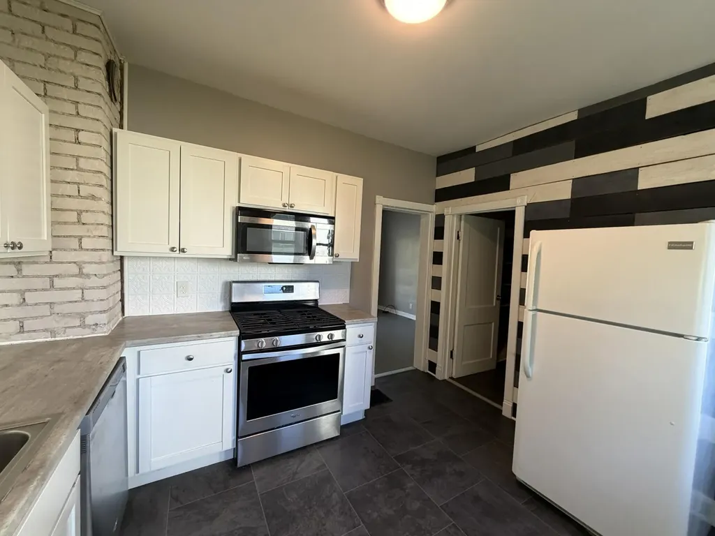 232 Spencer Street NE Grand Rapids City MI 49505