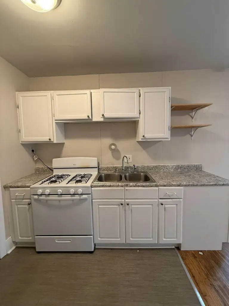 232 Spencer Street NE Grand Rapids City MI 49505
