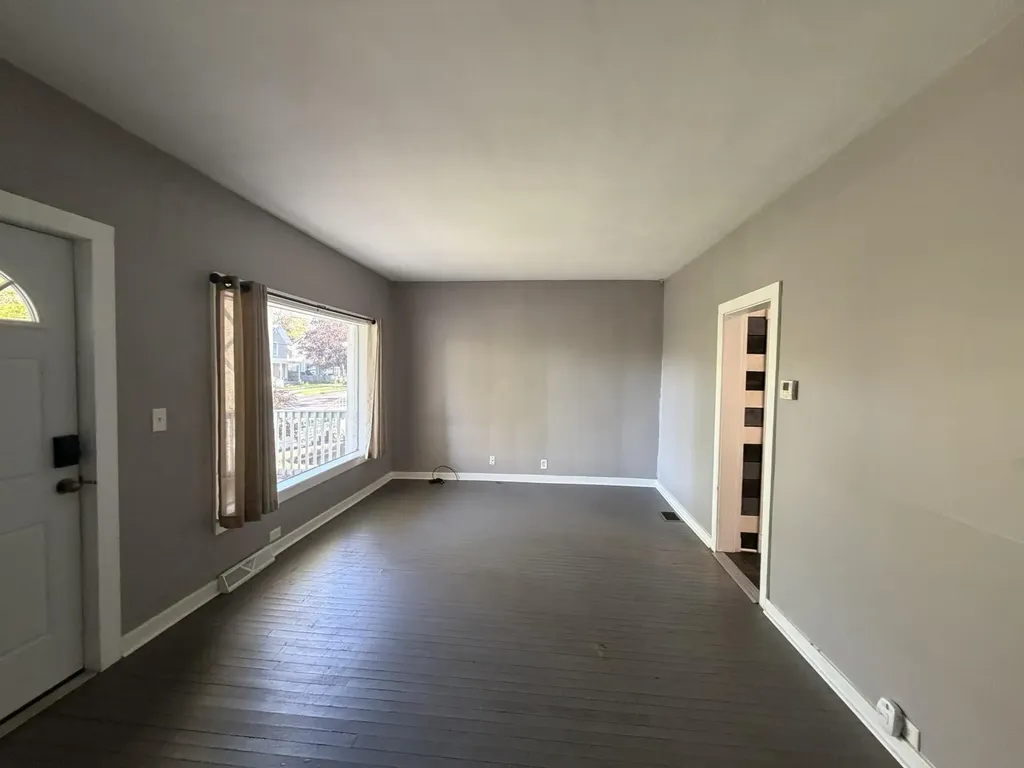 232 Spencer Street NE Grand Rapids City MI 49505