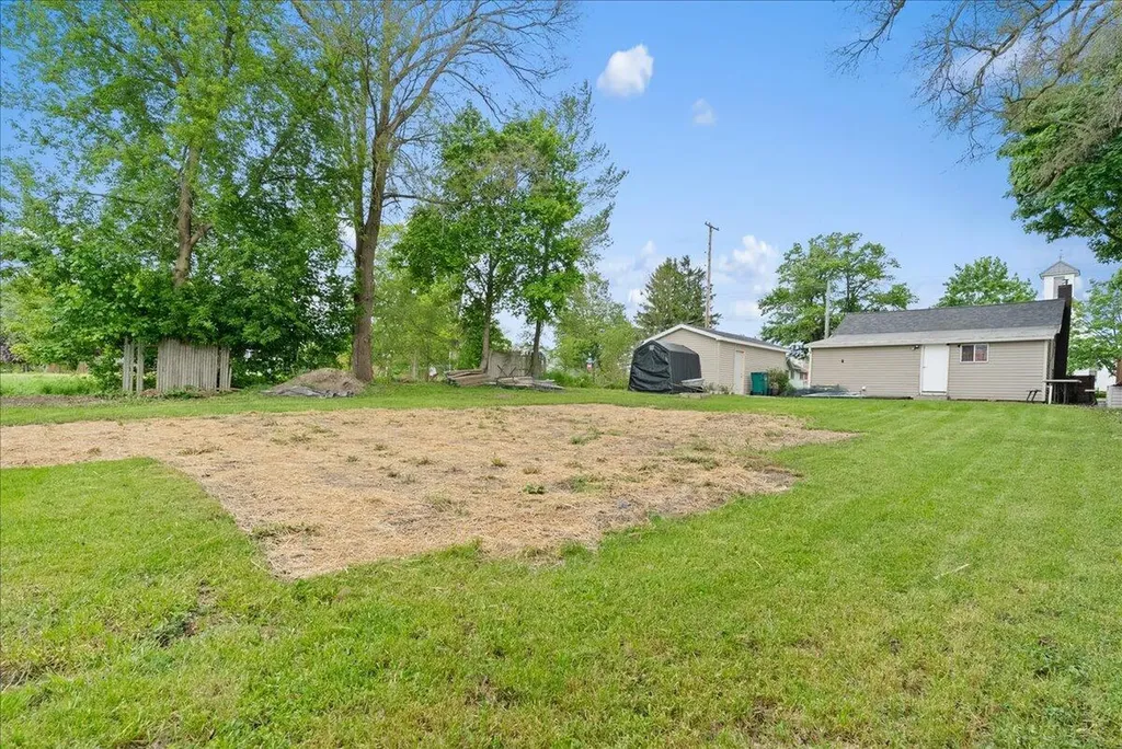 937 124th Avenue Wayland Township MI 49344