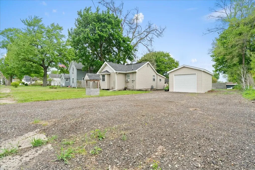 937 124th Avenue Wayland Township MI 49344