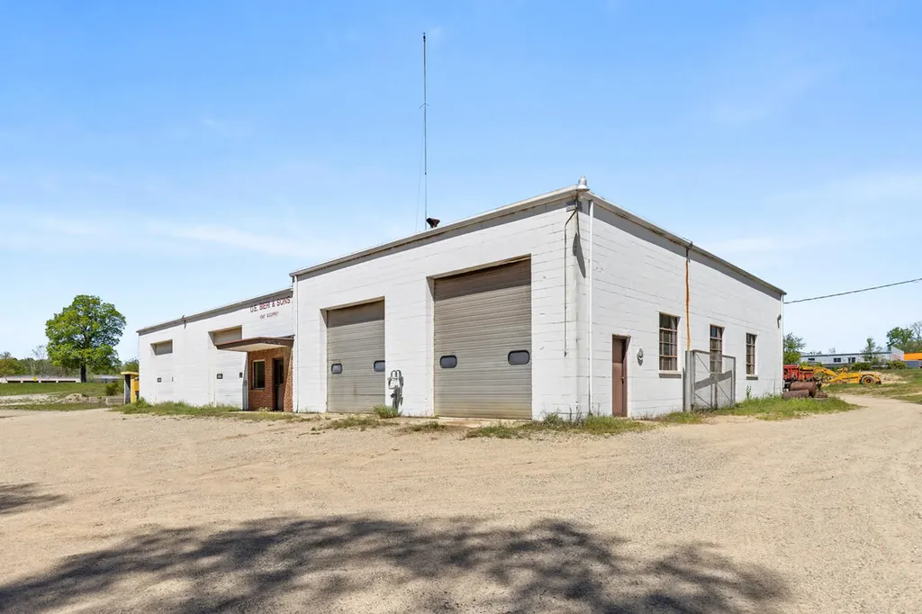 Lowell City MI 49331