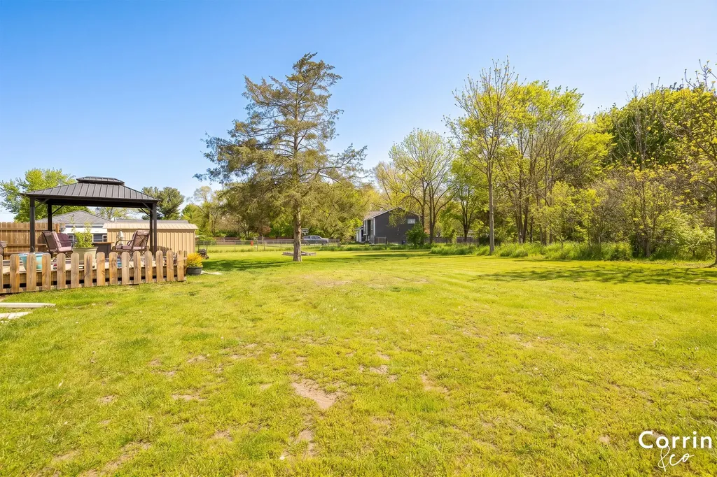 3708 Benjamin Avenue NE Plainfield Charter Township MI 49525