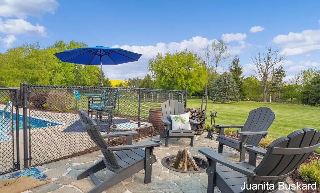 1769 Mary Lynn Court Tallmadge Charter Township MI 49435