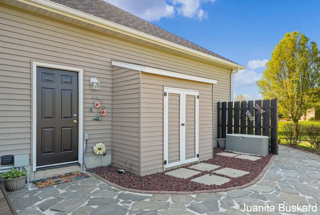1769 Mary Lynn Court Tallmadge Charter Township MI 49435