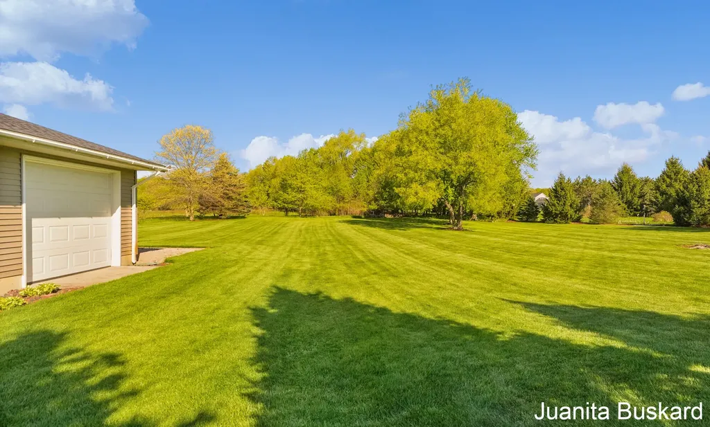 1769 Mary Lynn Court Tallmadge Charter Township MI 49435