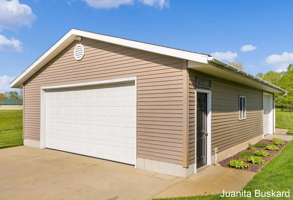 1769 Mary Lynn Court Tallmadge Charter Township MI 49435
