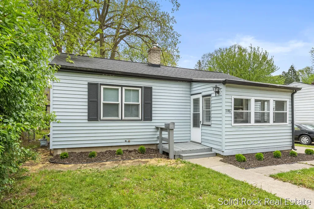1146 Eastern Avenue NE Grand Rapids City MI 49503