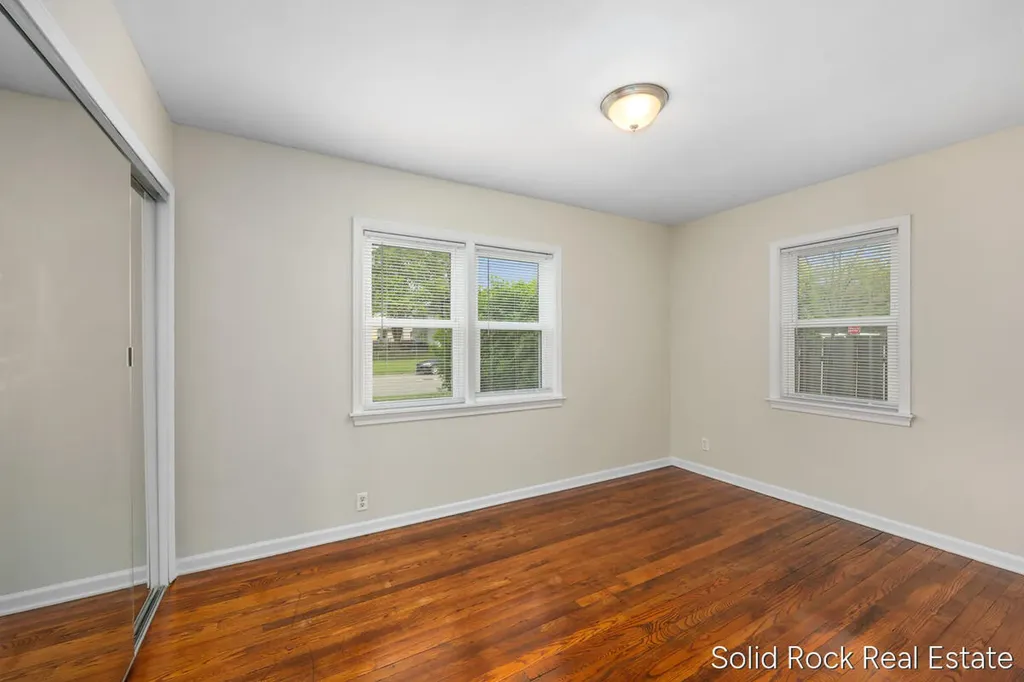 1146 Eastern Avenue NE Grand Rapids City MI 49503