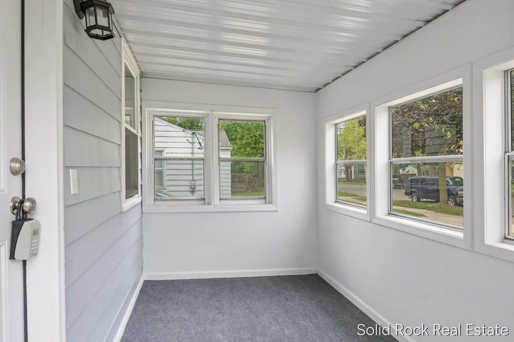 1146 Eastern Avenue NE Grand Rapids City MI 49503