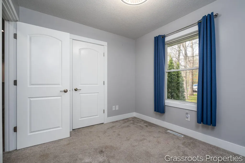 11706 S Us 31 Montague Township MI 49437