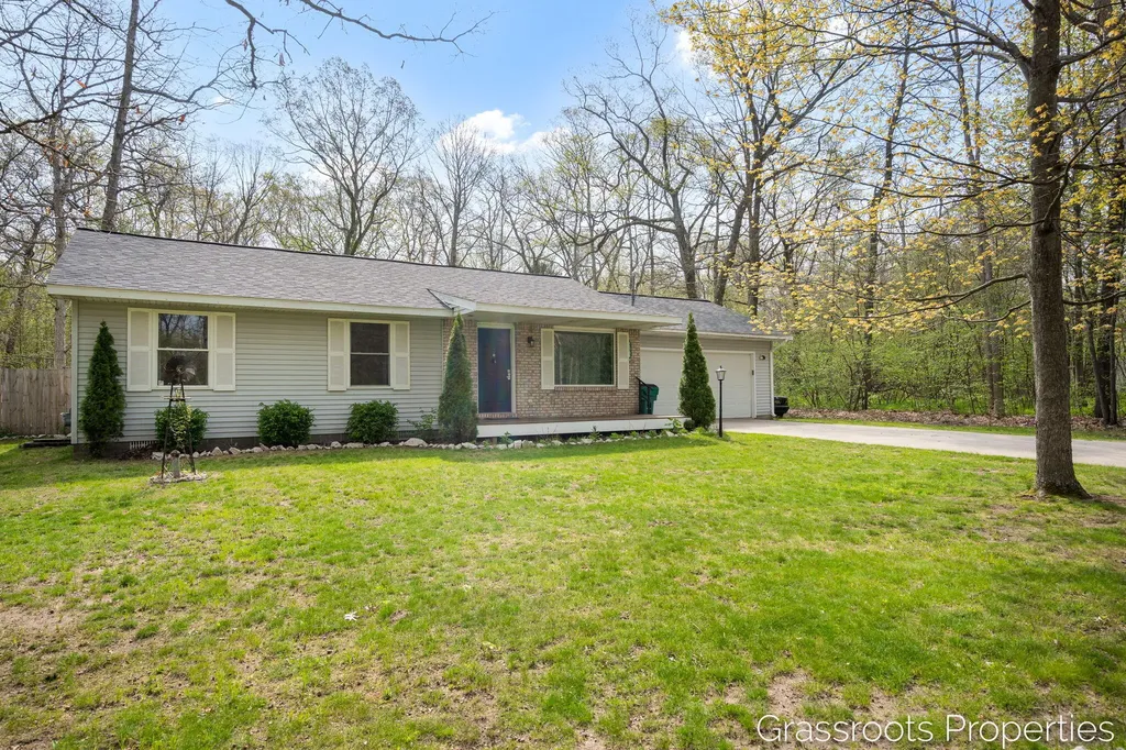11706 S Us 31 Montague Township MI 49437