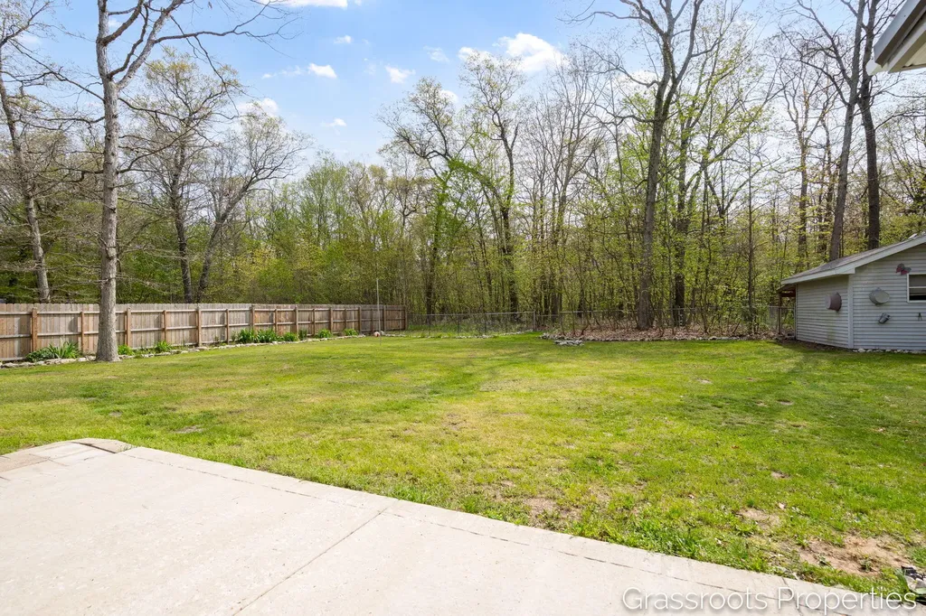 11706 S Us 31 Montague Township MI 49437