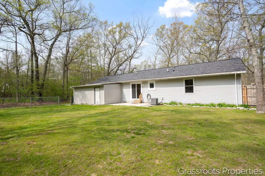 11706 S Us 31 Montague Township MI 49437