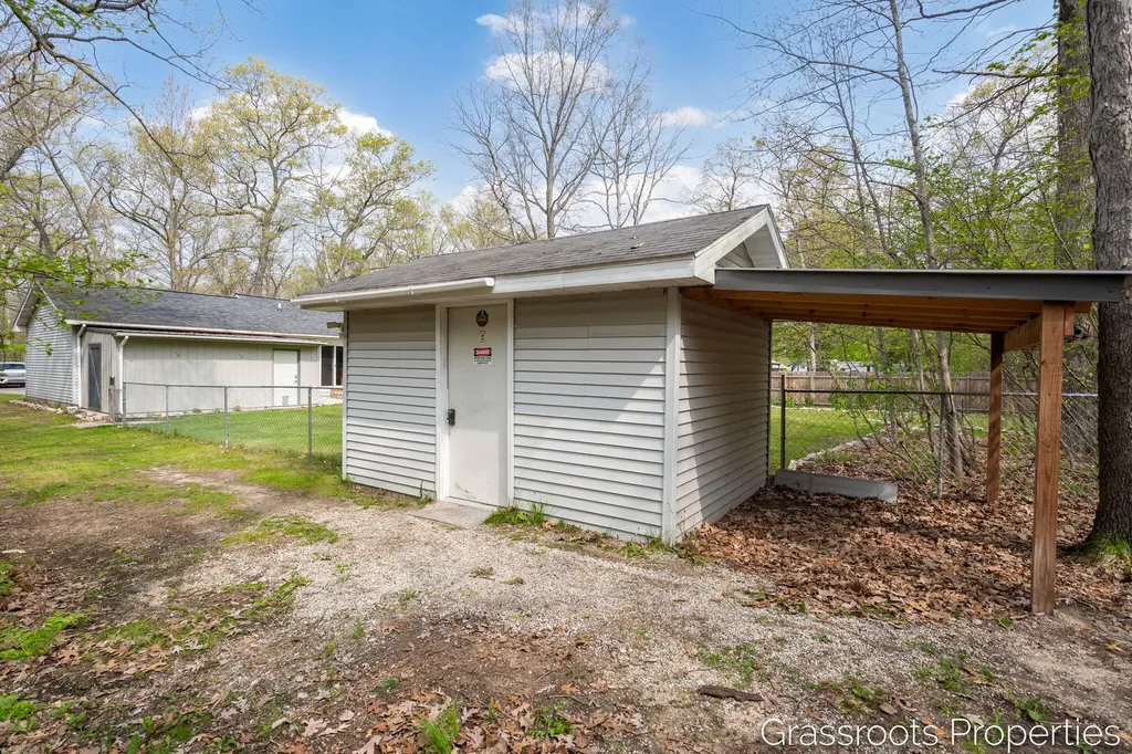 11706 S Us 31 Montague Township MI 49437
