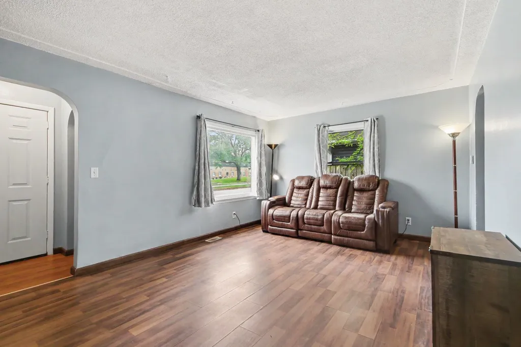 1144 36th Street SW Wyoming City MI 49509