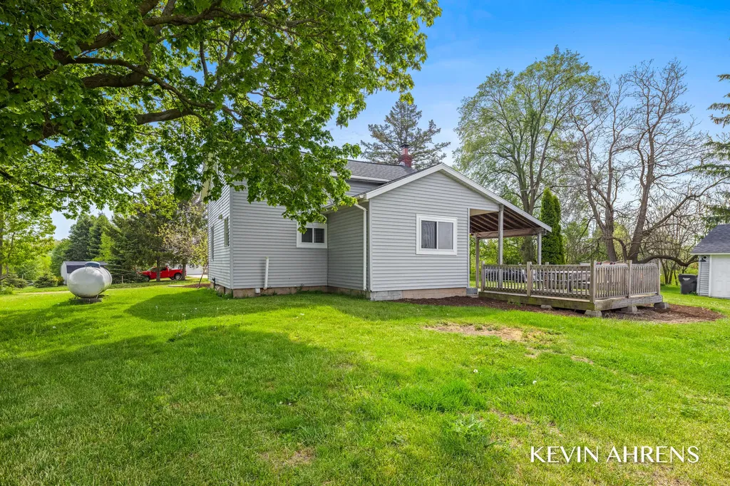 16927 Juniper Drive Wright Township MI 49403