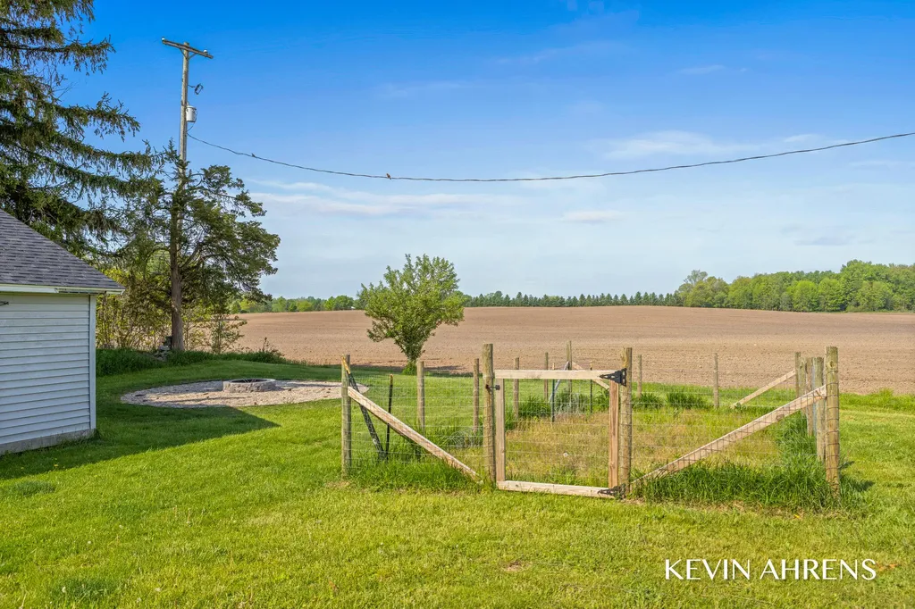 16927 Juniper Drive Wright Township MI 49403