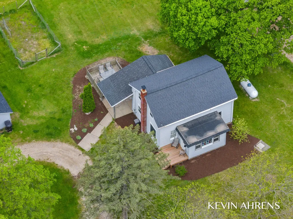 16927 Juniper Drive Wright Township MI 49403