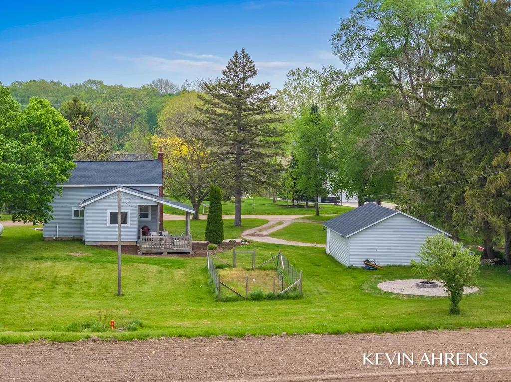 16927 Juniper Drive Wright Township MI 49403