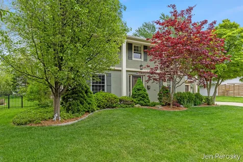 1646 Laurel Avenue SE East Grand Rapids City MI 49506
